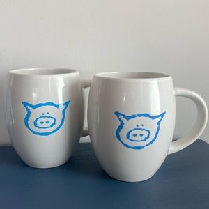Set of 2 Barrel Shaped Ceramic mugs with‎ Pig Logo
